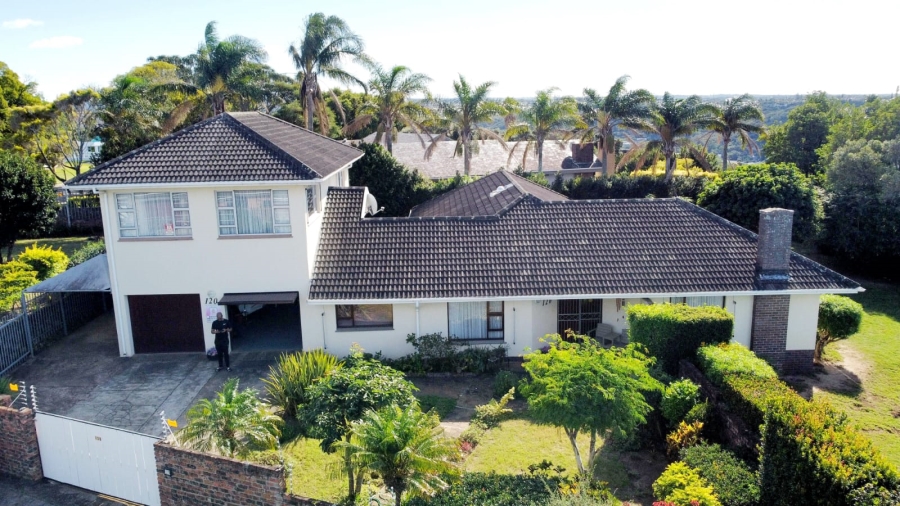 5 Bedroom Property for Sale in Vincent Heights Eastern Cape